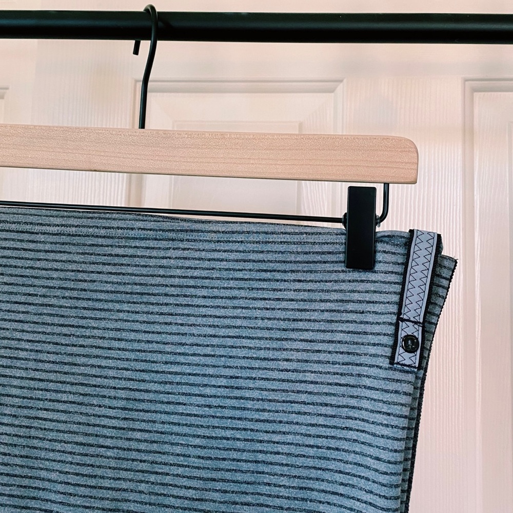 LULULEMON VINYASA SCARF *REVERSIBLE*